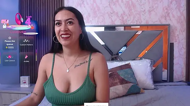 Snapshot of Mature_juliana1 chatting on October 2025 12:37:02 PM Mature juliana1 online show from October 2025 12:37:02 PM