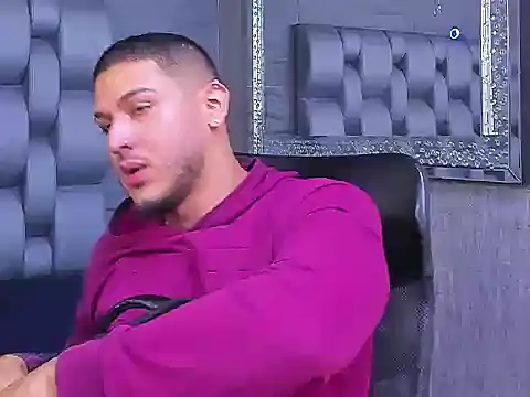 Snapshot of jasonshaw25 chatting on October 2025 11:24:02 PM jasonshaw25 online show from October 2025 11:24:02 PM