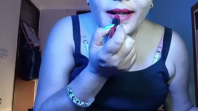 Snapshot of horny_milf_couple chatting on July 2026 08:05:01 AM horny milf couple online show from July 2026 08:05:01 AM