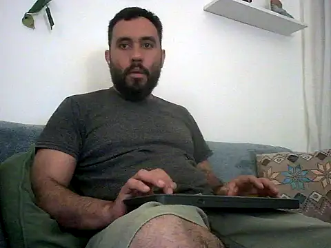 Snapshot of Domfetishx chatting on October 2025 01:03:01 AM Domfetishx online show from October 2025 01:03:01 AM