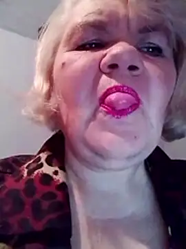 LusiyaGold5 online show from October 2025 05:26:02 PM