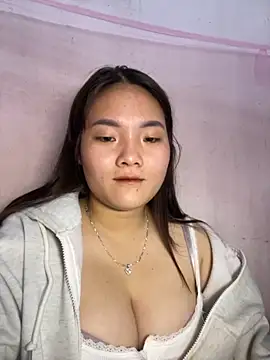 Beautiful-light22 online show from November 2025 04:07:01 PM