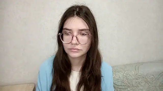 StacyMillerBom online show from October 2025 02:39:02 PM