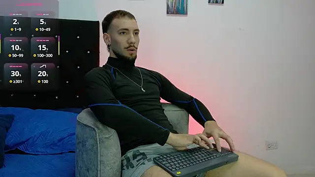 angel kyrozz online show from April 2026 07:12:02 PM