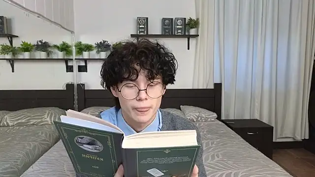 Cute Mike online show from February 2026 10:55:02 AM