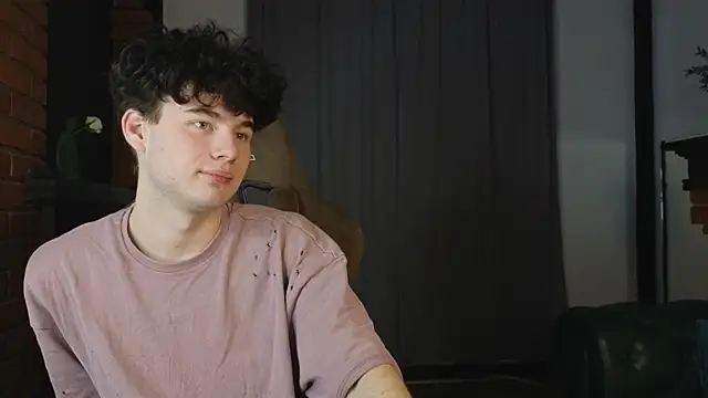 Cute Mike online show from April 2026 12:29:02 PM