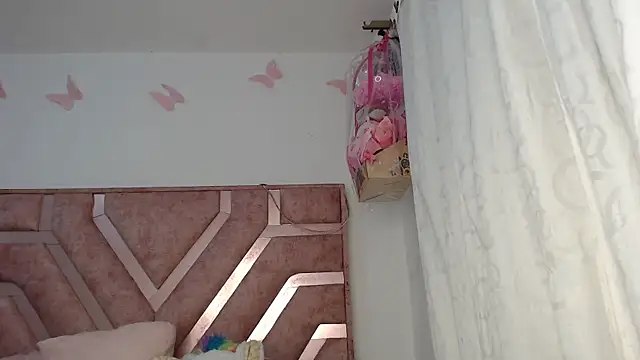 Rose Baker- online show from October 2025 04:59:01 AM