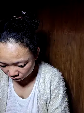 miomio-12 online show from December 2025 09:41:02 PM