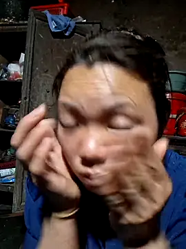 miomio-12 online show from March 2026 03:23:02 PM