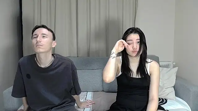 KyleAndJulia online show from October 2025 06:31:01 PM
