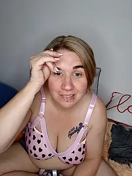 Snapshot of LaceyWestxx chatting on October 2025 05:50:02 PM LaceyWestxx online show from October 2025 05:50:02 PM