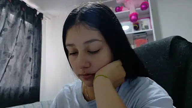 KOREN JALAA online show from June 2026 07:44:02 PM