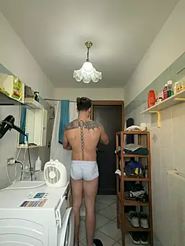 Al3xox02 online show from January 2026 10:31:02 AM