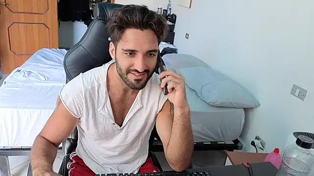 Al3xox02 online show from June 2026 08:09:02 AM