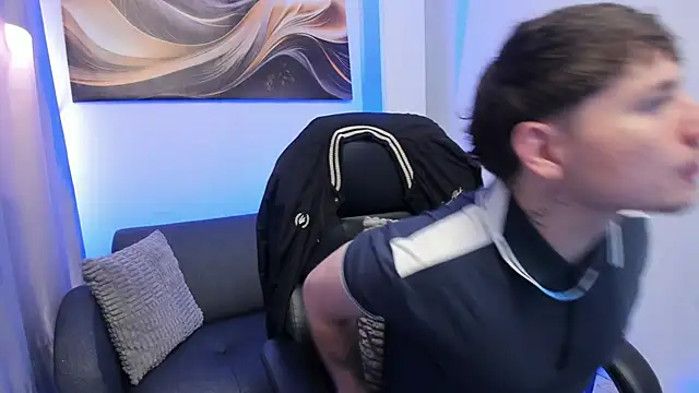 Leoo Miller online show from February 2026 04:29:02 AM