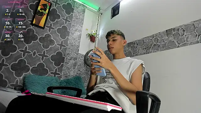 sexyboys cutex18 online show from January 2026 10:46:01 PM