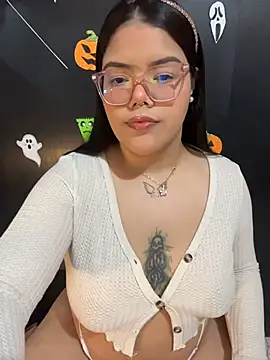 GabrielleMarsh1 online show from November 2025 03:09:01 AM