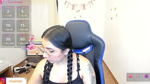 LoveLyy- online show from June 2026 05:35:02 PM