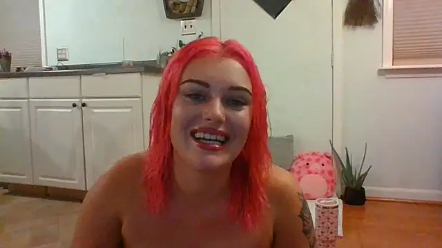 Snapshot of strawberryshortbabe chatting on October 2025 03:14:02 AM strawberryshortbabe online show from October 2025 03:14:02 AM