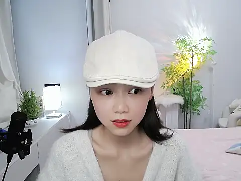 mili0923 online show from October 2025 02:59:02 PM