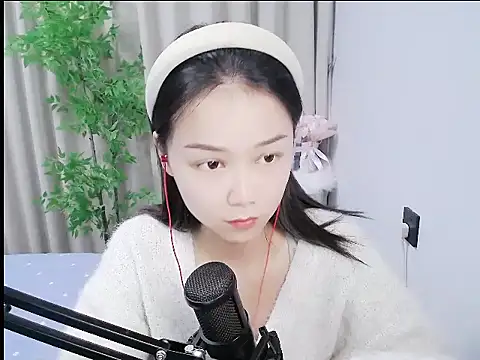 mili0923 online show from November 2025 02:09:01 PM