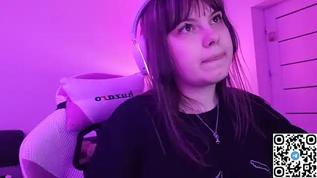 KristiBloom online show from December 2025 10:50:01 PM