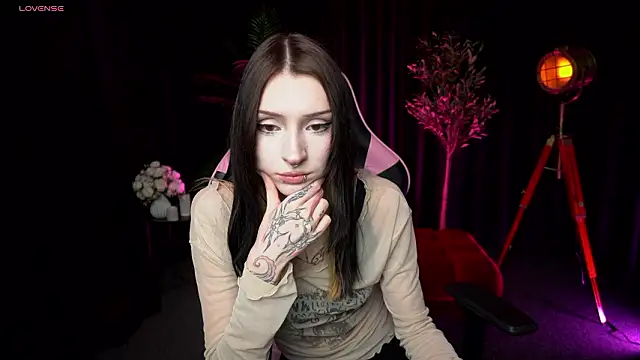 Trix Void online show from February 2026 12:06:01 PM