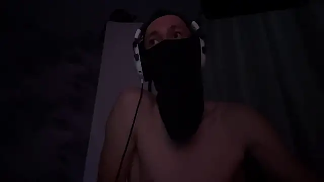 Snapshot of suicdemask chatting on October 2025 08:40:01 PM suicdemask online show from October 2025 08:40:01 PM