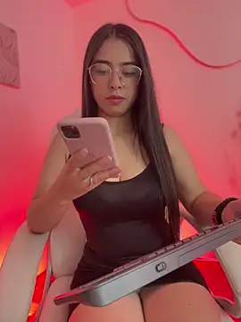 Iam Valentinaaa online show from October 2025 12:36:01 PM
