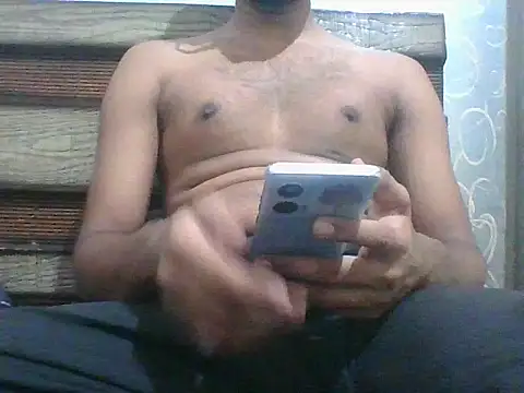 Snapshot of fueyyvvirub chatting on June 2026 07:07:01 PM fueyyvvirub online show from June 2026 07:07:01 PM