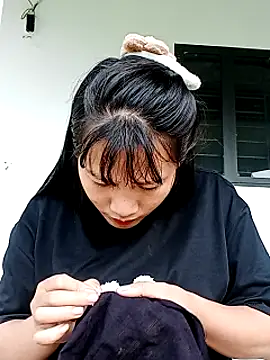 TrangNemo online show from October 2025 01:27:01 AM