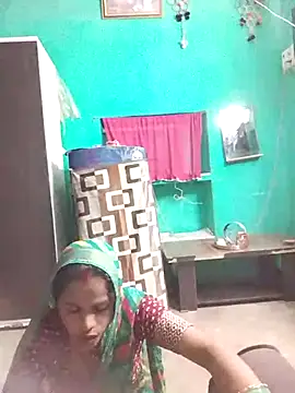 Hot eras36 online show from October 2025 05:34:01 PM