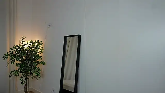 Locac0c0 online show from October 2025 11:19:01 AM