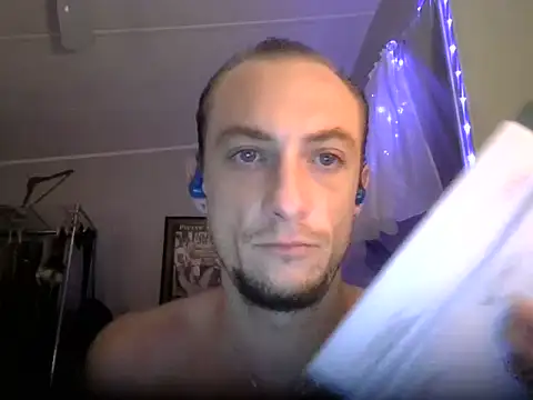 Snapshot of Dubbsssss chatting on July 2026 08:27:01 PM Dubbsssss online show from July 2026 08:27:01 PM