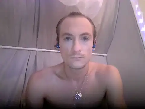 Snapshot of Dubbsssss chatting on July 2026 08:07:01 PM Dubbsssss online show from July 2026 08:07:01 PM