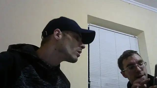 MakabulaAndrey online show from April 2026 07:27:01 PM