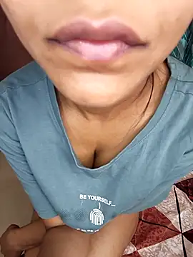 anshika0124 online show from March 2026 06:30:01 AM