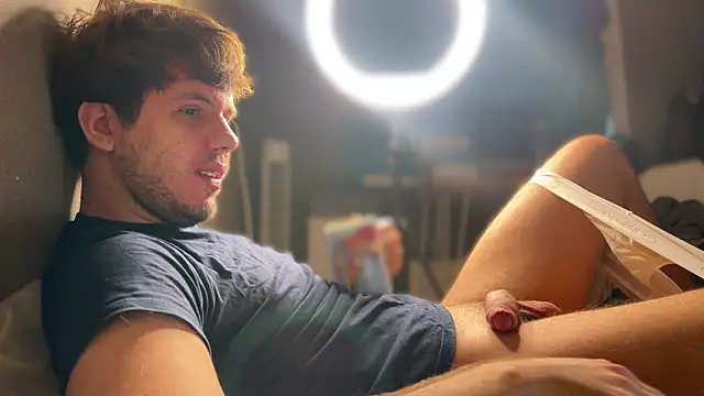 mynameischris online show from November 2025 07:08:02 AM