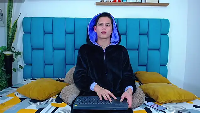 Brian hot online show from March 2026 10:20:01 AM