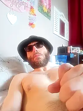 Snapshot of padrecoco chatting on October 2025 09:08:02 AM padrecoco online show from October 2025 09:08:02 AM