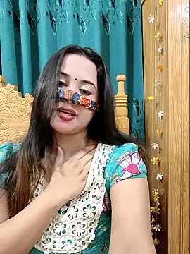 Snapshot of Beauty_Queen_Soniya chatting on May 2026 11:49:01 AM Beauty Queen Soniya online show from May 2026 11:49:01 AM