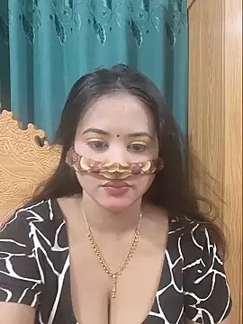 Snapshot of Beauty_Queen_Soniya chatting on June 2026 11:37:02 AM Beauty Queen Soniya online show from June 2026 11:37:02 AM