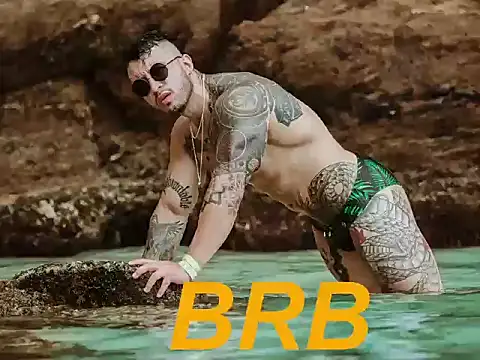 Dave-Max01 online show from November 2025 02:34:02 PM