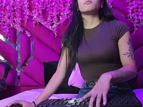 Gisell Squirt  online show from October 2025 12:04:02 PM