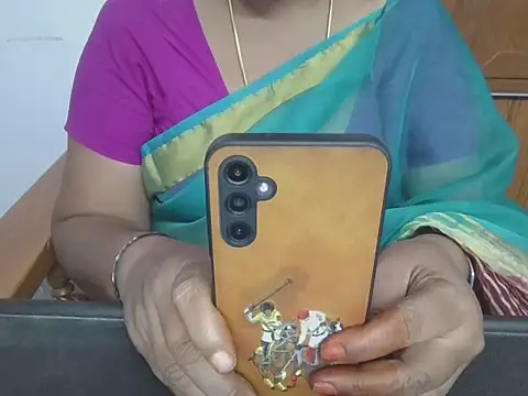 Snapshot of Tamil_Divyaa chatting on October 2025 06:05:02 PM Tamil Divyaa online show from October 2025 06:05:02 PM