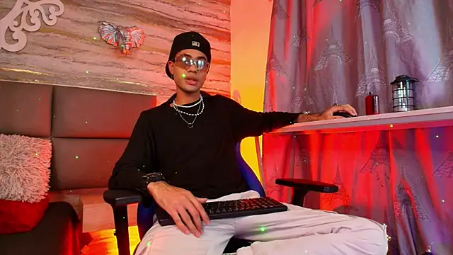 Snapshot of JacobBlackwell_ chatting on October 2025 07:55:01 PM JacobBlackwell online show from October 2025 07:55:01 PM