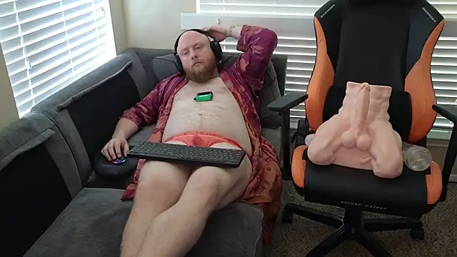 Snapshot of theballboy1 chatting on April 2026 06:23:01 PM theballboy1 online show from April 2026 06:23:01 PM