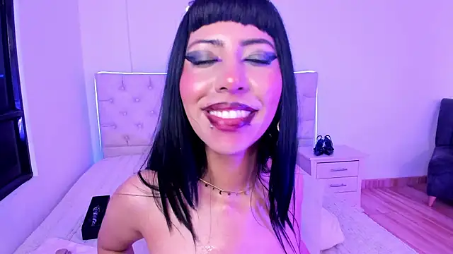 Snapshot of Nina_fox_0691 chatting on May 2026 12:40:02 AM Nina fox 0691 online show from May 2026 12:40:02 AM
