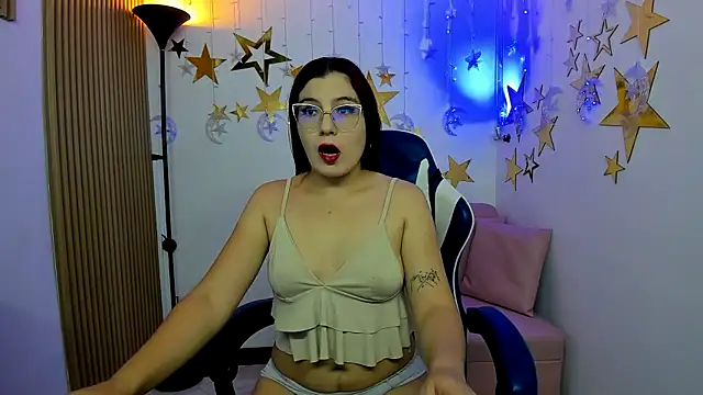 Snapshot of allison_mc chatting on November 2025 04:15:02 AM allison mc online show from November 2025 04:15:02 AM