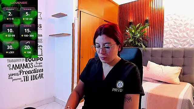 allison mc online show from December 2025 04:07:02 AM